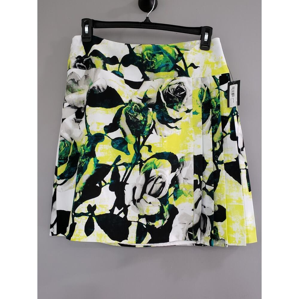 NEW Worthington Woman Skirt Size 12 Garden Print Floral Roses Green Pleated‎